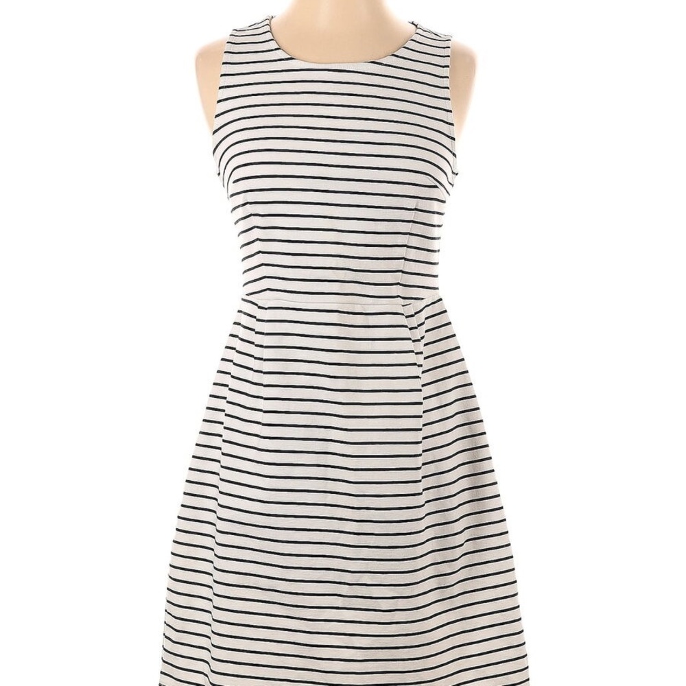 Old Navy Black and White Sundress with Halter Neckline and Sleeveless Design
